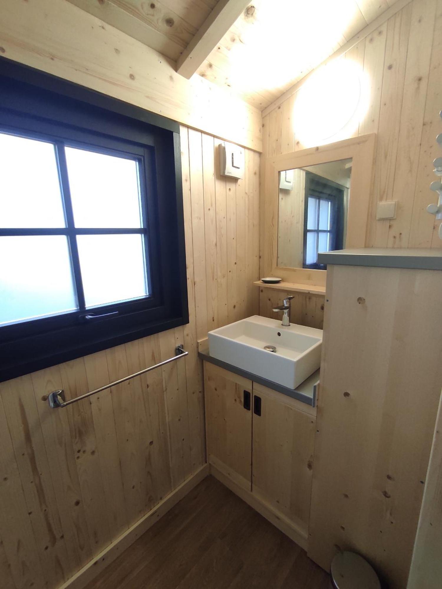 Lacustra Cabanes accessibles en canoé et Chalets tout confort Flayat Chambre photo