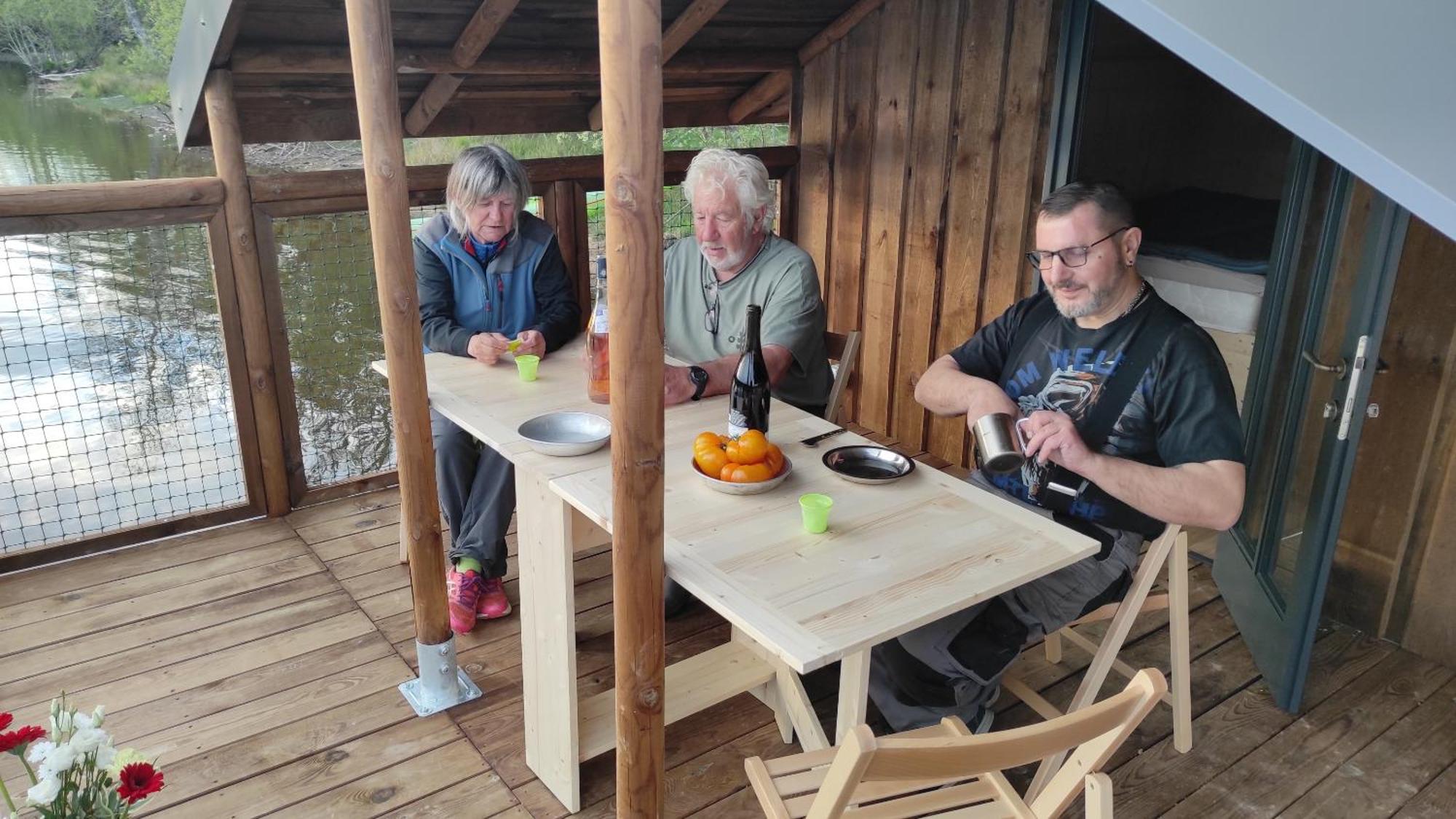 Lacustra Cabanes accessibles en canoé et Chalets tout confort Flayat Extérieur photo