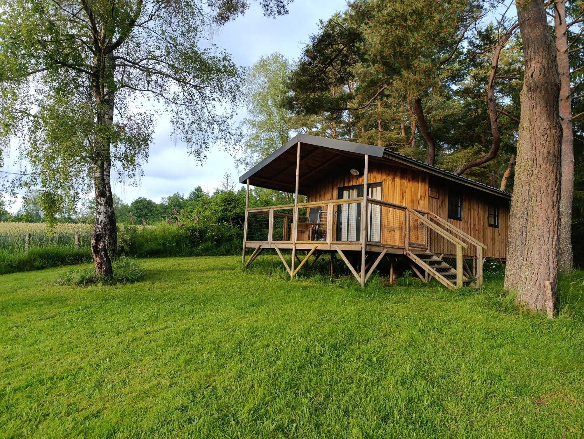 Lacustra Cabanes accessibles en canoé et Chalets tout confort Flayat Chambre photo